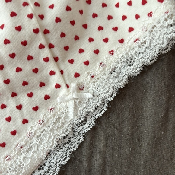 NWT Brandy Melville HEART LACE HIPSTER UNDERWEAR - Picture 3 of 4